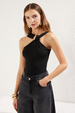 TRENDYOLMILLA Siyah Aksesuar Detayl? C?tc?t? Orme Body TPRSS25BD00002