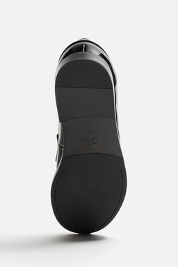 PATENT LOAFERS - Zara фото 4