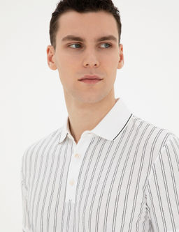 Beyaz Slim Fit Ti__rt