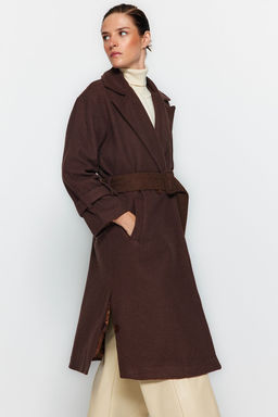 Trendyolmilla Koyu Kahverengi Oversize Genis Kesim Kemerli Uzun Yunlu Kase Kaban TWOAW22KB0015  фото 10