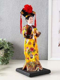 Кукла коллекционная «Китаянка в национальном платье», 32×12.5×12.5 см