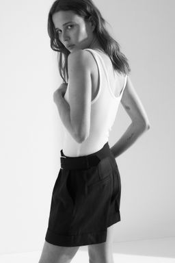 Pantal?n corto sastre con cintur?n - H&m фото 3
