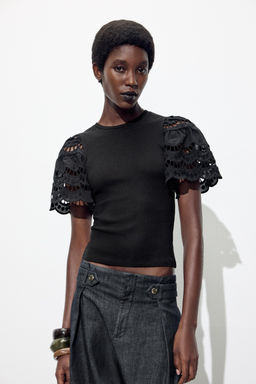 TANK TOP WITH SLEEVE EMBROIDERY - Zara фото 18