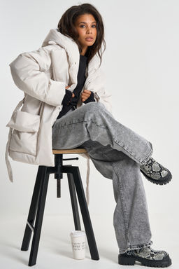 Куртка утепленная со съемным капюшоном жемчужная