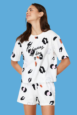 Beyaz-Cok Renkli %100 Pamuklu Leopar Desenli Sloganl? Sortlu Orme Pijama Tak?m? THMSS24PT00032