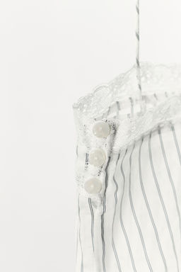 TOP RAYAS PUNTILLA / Blanco
