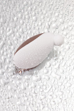 Вибростимулятор клитора Satisfyer Spot On 2, белый, 9 см