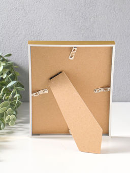 Фоторамка для фото 15×20 см «Современная классика», пластик, под золото и белый, 20.8×15.8×1.5 см