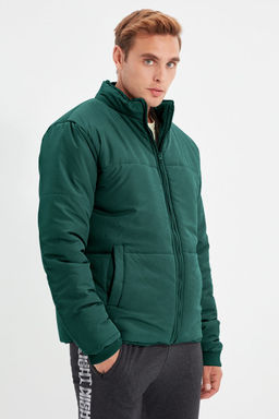 TRENDYOL MAN Koyu Yesil Regular Fit Cepli Ruzgara ve Suya Dayan?kl? Sisme Mont TMNAW22MO0091 - Trendyolmilla фото 19
