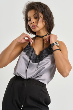 Топ в полоску с кружевной вставкой серый - Fly фото 4
