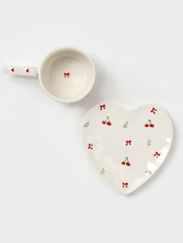 Чайная пара «Вишенка», 2 предмета: блюдце 15.5×15×1.5 см, чашка 265 мл, 15.5×9.5×6.7 см, керамика, белая