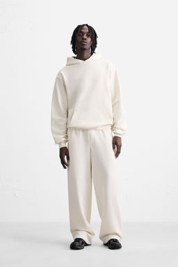 BASIC HOODIE