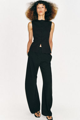 TOP CHALECO BOTONES / Negro
