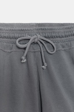 SHORTS CORDONES EFECTO LAVADO / Plomo - Zara фото 5
