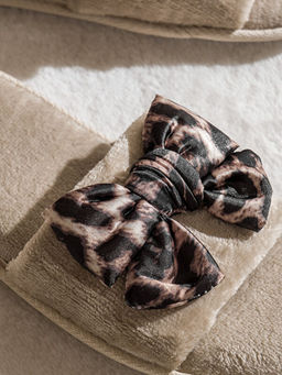 Fiyonk Fig?rl? Kad?n Pel?? Ev Terli?i