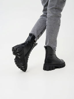 Ботинки 346.чанкиbl. Черный макс/Байка