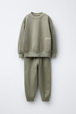 GARMENT-DYED SWEATSHIRT AND JOGGERS SET