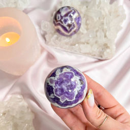 Шар из шевронного Аметиста