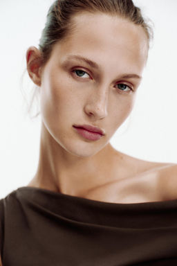 ASYMMETRIC TEXTURED TOP - Zara фото 6