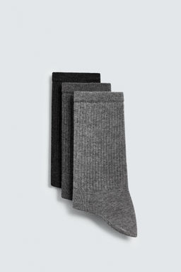 3-PACK OF RIBBED SOCKS