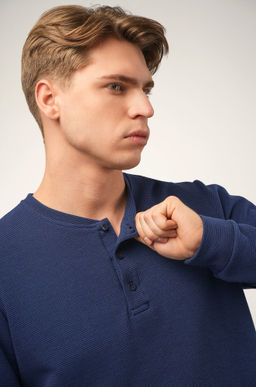 Мужской лонгслив на пуговицах Happyfox