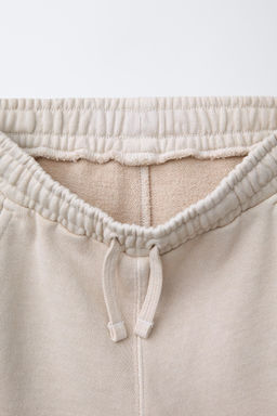 STRAIGHT FIT GRAFFITI CARGO BERMUDA SHORTS - Zara фото 5