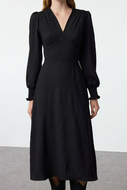 Siyah Belden Ac?lan Korsaj Detayl? Midi Dokuma Elbise TWOAW25EL00366 - Trendyolmilla фото 4