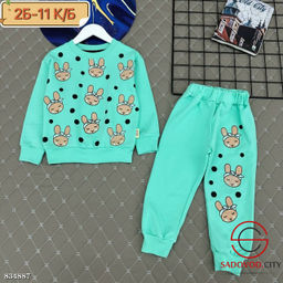 Костюм для девочки с рисунком