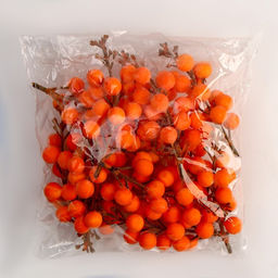 Цена за 11 шт. Декор «Оранжевые ягодки», 4×4×11 см