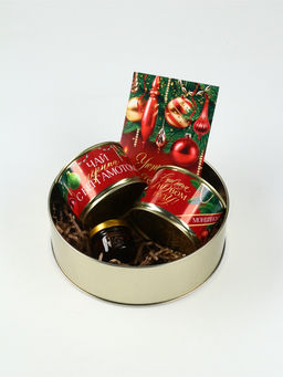 Подарочный набор новогодний «С Новым 2026 годом» в железной банке: чай, монпансье, варенье, открытка