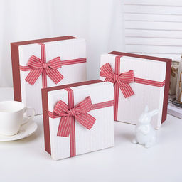 Набор коробок 3 в 1, 19,5 х 19,5 х 9,5 - 15,5 х 15,5 х 6,5 см