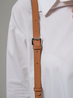 Сумка кожаная на плечо Azaro 31049 коричневый лист