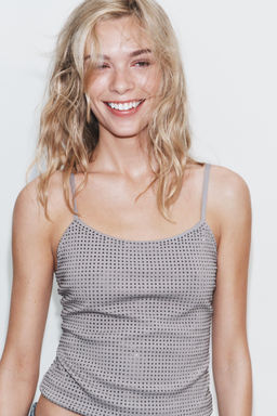 TOP TIRANTES BRILLOS / Gris oscuro - Zara фото 4