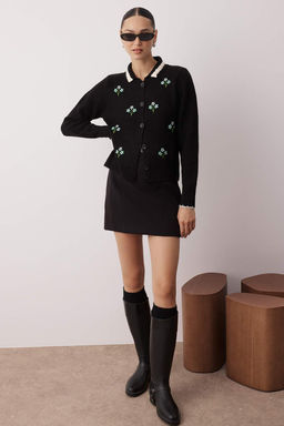 Siyah Cicek Nak?sl? Polo Yaka Yumusak Dokulu Triko H?rka TWOAW26HI00008 - Trendyolmilla фото 2