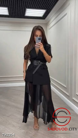 Женский костюм черный с ремнем