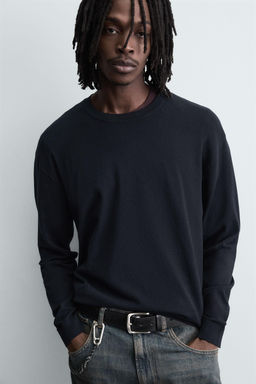 REGULAR FIT TEXTURED SWEATER