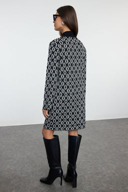 Trendyolmilla Siyah Mini Triko Geometrik Desenli Elbise TWOAW25EL00008 фото 5