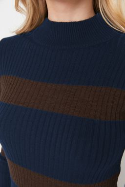 TRENDYOLMILLA Lacivert Midi Triko Cizgili Elbise TWOAW23EL00226 фото 10