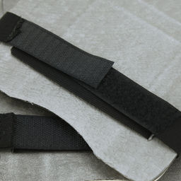 Наколенники пенополиэтилен, крепятся к ноге резинками с застёжкой липучкой 17х22см, набор 2шт (Россия)