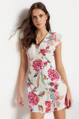 Beyaz Cicek Desenli Dugmeli Keten Gorunumlu Mini Dokuma Ceket Elbise TWOSS23EL01874