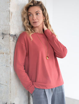 Базовый лонгслив из премиального хлопка с эластаном