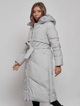 Пальто утепленное молодежное зимнее женское светло-серого цвета 52356SS - Holdluck фото 10