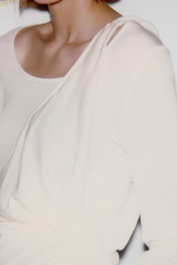 DOUBLE LONG SLEEVE T-SHIRT - Zara фото 16