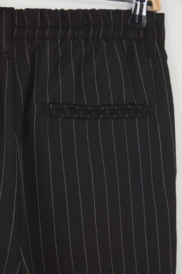 TRENDYOL MAN Siyah Pileli Klasik Baggy Fit Kumas Pantolon TMNSS24PL00024 - Trendyolmilla фото 9