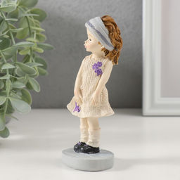 Фигурка полистоун «Девочка модница», 13×5.5×4 см, МИКС