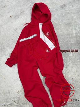 Костюм спортивный с худи и брюками