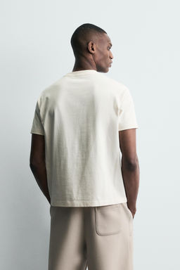 T-SHIRT WITH RAISED TEXT - Zara фото 3