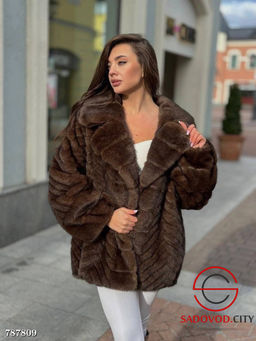 Женская короткая искусственная шуба - Bruno фото 6