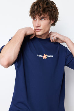 Lacivert Oversize Fit Bisiklet Yaka K?sa Kollu Bask?l? T-Shirt TMNSS22TS0123 - Trendyolmilla фото 3