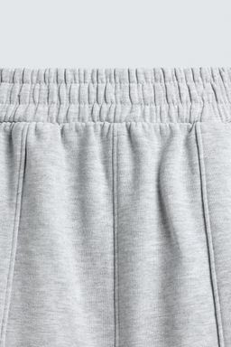 PANTAL?N JOGGER BALLOON FIT PARCHE / Gris vigor? - Zara фото 8